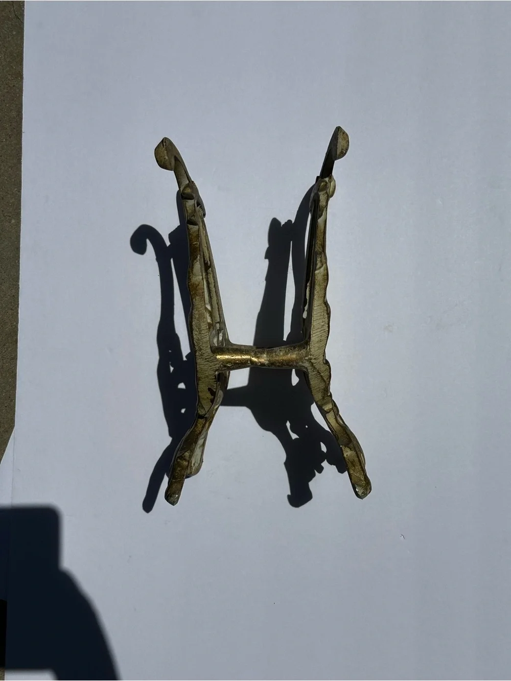 Ornate Gold Lyre Magazine/Book holder